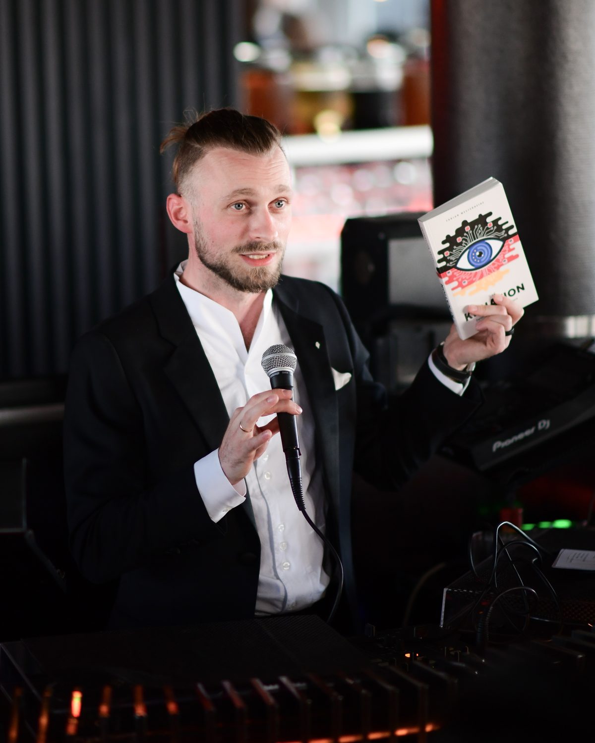 Fabian Westerheide stellt „Die KI-Nation“ vor