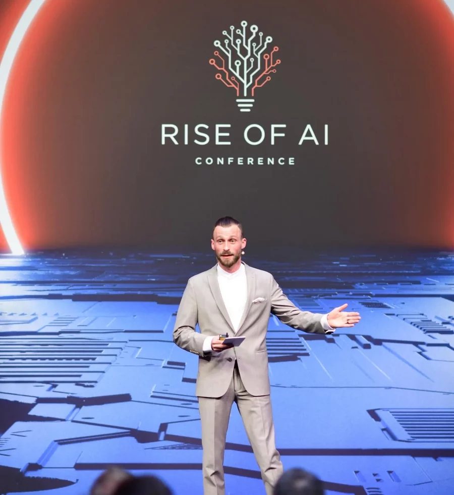 Fabian Westerheide Rise of AI Conference 2023_2